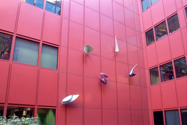 Astrolix at Penguin Books (2000)

View: Installational
Materials: Fibreglass, resin, steel, flip-pearl paint, acrylic lacquer
Dimensions: 5 x 1 to 1.2m variable length